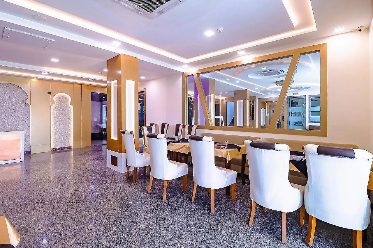 Fabhotel Swess Grand Agra  Agra (Uttar Pradesh)